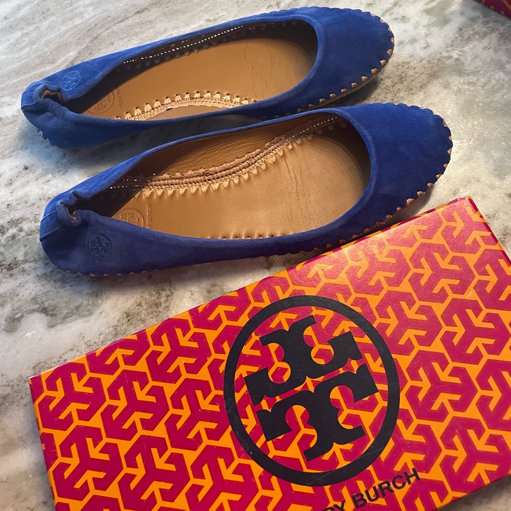Velvety Royal Blue Tory Burch flats. Size 11, fits more like a 10 or 10.5